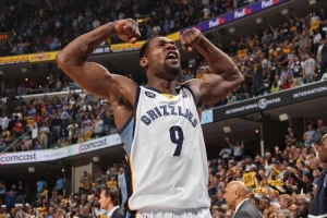 托尼-阿伦：现在常规赛都没防守和全明星赛似的 多特这种球员很少