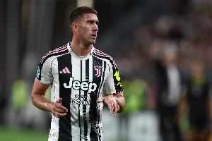 记者：弗拉霍维奇将在冬窗离队，切尔西、曼联、米兰都是潜在下家