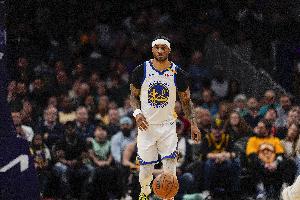 小佩顿：我和希尔德负责带动气氛 要微笑做个好人享受当下