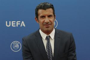 拉波尔塔谈菲戈现场看巴萨比赛：记住他的好就行了，生活总要继续