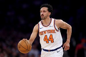 送走谁？尼克斯有意通过交易腾一个名额 来留住沙梅特和布罗格登