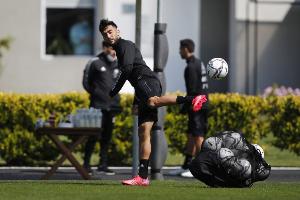 马卡：冈萨雷斯迅速征服了马竞与球迷，俱乐部已开始考虑买断球员