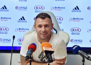 卡萨诺：我跟阿莱格里没矛盾，他有时会说是我帮他赢得了意甲冠军