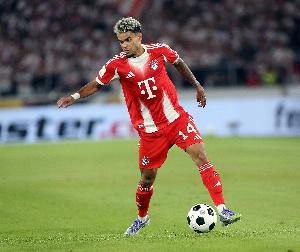 埃贝尔：迪亚斯积极防守的态度很了不起，既能进攻又能成防守保障