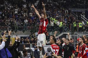 加比亚：更衣室里的氛围当然不算开心，我们所有人都想赢这场比赛