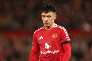 跟队记者：曼联仍希望利马在今年之内复出，他已缺阵8个月