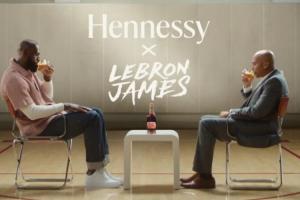 是个广告！詹姆斯宣布将自己的天赋带给著名白兰地品牌轩尼诗