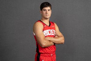 明显自信了！谢泼德半场7分钟4中3拿下10分2板