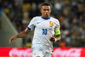 记者：姆巴佩再次缺席法国队训练，出战阿塞拜疆存疑