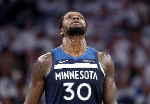 芬奇：兰德尔终结方面还有些挣扎 华子获得了一些不错的出手机会