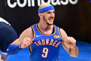 卡鲁索谈冠军戒指：一个根本不够 一旦拿了第一枚会更渴望下一枚