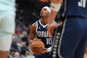 基德：布兰登-威廉姆斯要清晰把握进攻节奏 有球权时他是场上领袖