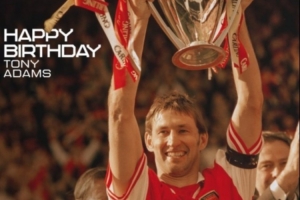 一生一队！阿森纳祝亚当斯59岁生日快乐，他出战669次打进48球