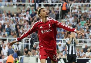 迪福：就目前状态而言，埃基蒂克比伊萨克更适合出任红军的9号位