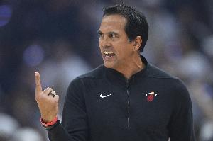 阿德巴约：要是斯波早想接任美国男篮主帅 六年前他就有能力做到