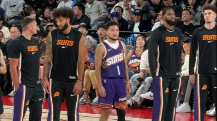 😅毫无违和感！“中文布克”混进赛前太阳阵容的球员介绍