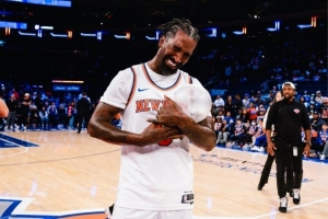 尼克斯为新赛季揭幕举办名人赛 JR-史密斯当选比赛MVP