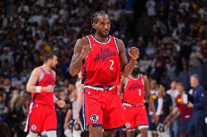 期待！哈登两场季前赛送20助 小卡合计35分 祖巴茨运动战14中12