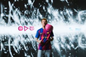 巴萨球衣第七个Spotify标志更新迎来艾德·希兰，新专辑名印胸前