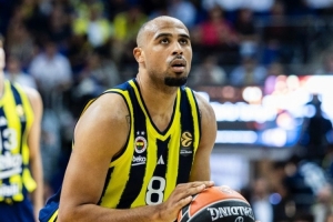 飘了飘了！霍顿-塔克：我认为我是欧篮联最好的球员！