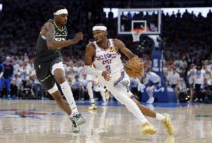 麦丹：休赛期重点练了控球能力和三分球 也要保持得分敏锐度