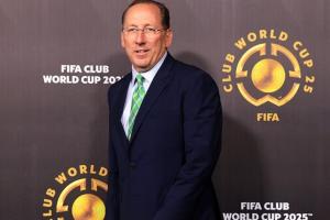 卫报：前水晶宫老板面临9700万美元索赔，多俱乐部集团陷财务纠纷