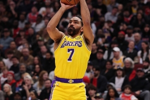 首发第五人！文森特6中5得14分2助1断 三分5中4&第二节11分