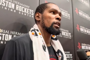 揭幕战对阵雷霆！回俄城有想见的人吗？杜兰特摇头：没有