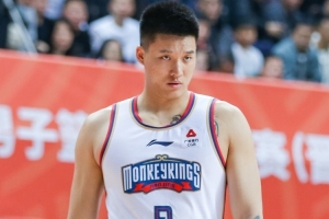 CBA自由球员名单：在蒙BA砍101分的阿泽、黄荣奇、曾繁日在列