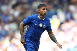 记者：对阵阿贾克斯前切尔西进行最后一次训练，恩佐参与其中