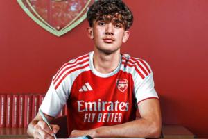罗马诺：15岁道曼与阿森纳签下新约，未来职业合同也已经谈妥