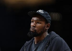 未尝一胜！杜兰特新赛季场均30分6板2助1.5断 三分命中率43%