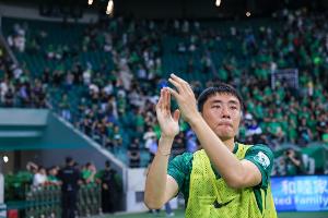 一泻千里！国安0-6泰山后5轮4负，半程冠军提前两轮彻底退出争冠