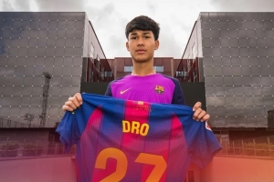 17岁完成巴萨正赛首秀！德罗：那次经历独一无二，我非常开心