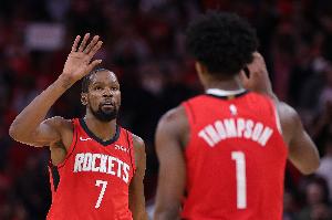 杜兰特：输给马刺后在球队大巴车上的相处让球队更团结