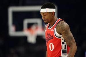 弗兰克：比尔觉得让球队失望了 他本期望打出一个非常出色的赛季