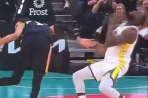 追梦防守文班被打到脸痛苦倒地！巴特勒：快给他喊救护车🚑️