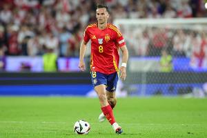 法比安生涯40场国家队比赛没输过，不败纪录在西班牙队史排第二