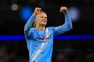 吓人😱哈兰德本赛季20场狂轰32球，只对热刺和维拉没进球