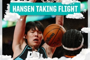 美网友：杨瀚森打出NBA生涯最佳战 确实有天赋 多让他打！