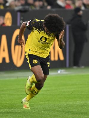 非法持枪丑闻！😬图片报：阿德耶米将面临3大严厉后果！