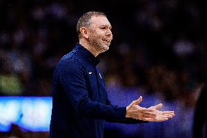 阿德尔曼：我们必须更好地应对施压 在客场失误20次太多了