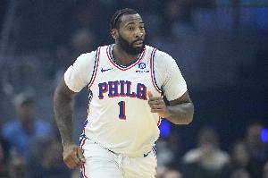 依然稳定！德拉蒙德9中5拿到10分12板2断1帽 拼下4前场板