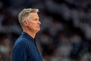 斯波：能给科尔当两年助教很棒 他用智慧将压力转换为卓越领导力