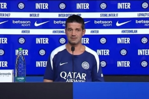 齐沃：邓弗里斯无缘战米兰 有时我们要让比赛更激烈甚至更多犯规