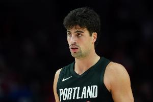 拓记：虽然球队曾负于公牛 但赛季至今对雷霆勇士掘金保持全胜