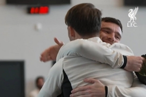 😁心情太好了！罗伯逊直通世界杯后回归利物浦训练