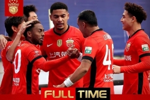 中超第30轮｜上海海港客场1-0大连英博，实现中超三连冠！🏆