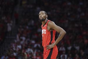 死神没上班！杜兰特今天第四节出战7分钟 投篮3中0 没有得分