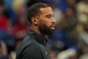 卡尔克布伦纳康诺顿伤退！主帅：这很不幸 但这是比赛的一部分